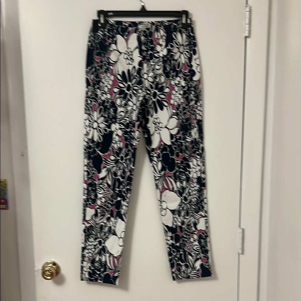 NWOT Navy and White Floral Trousers size 4